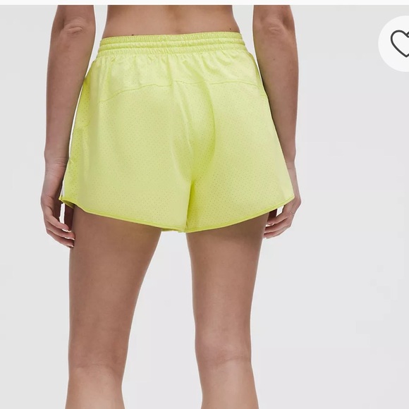 Lululemon Court Rival High-Rise Short 3" Perforated Sour Grape/White NWT SZ 6 - Picture 2 of 4